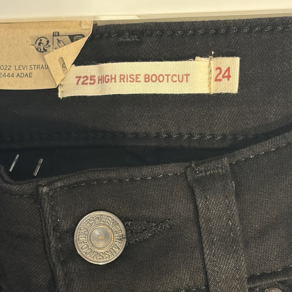 Levi's 725 High Rise Bootcut Jeans Womens 24X32 Black Stretch Denim - Picture 2 of 7